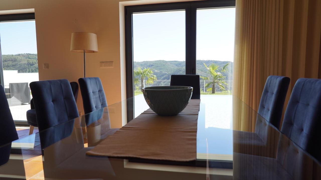 Lago Azul Villas Феррейра-ду-Зезери Экстерьер фото
