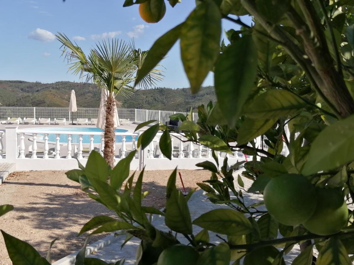Lago Azul Villas Феррейра-ду-Зезери Экстерьер фото