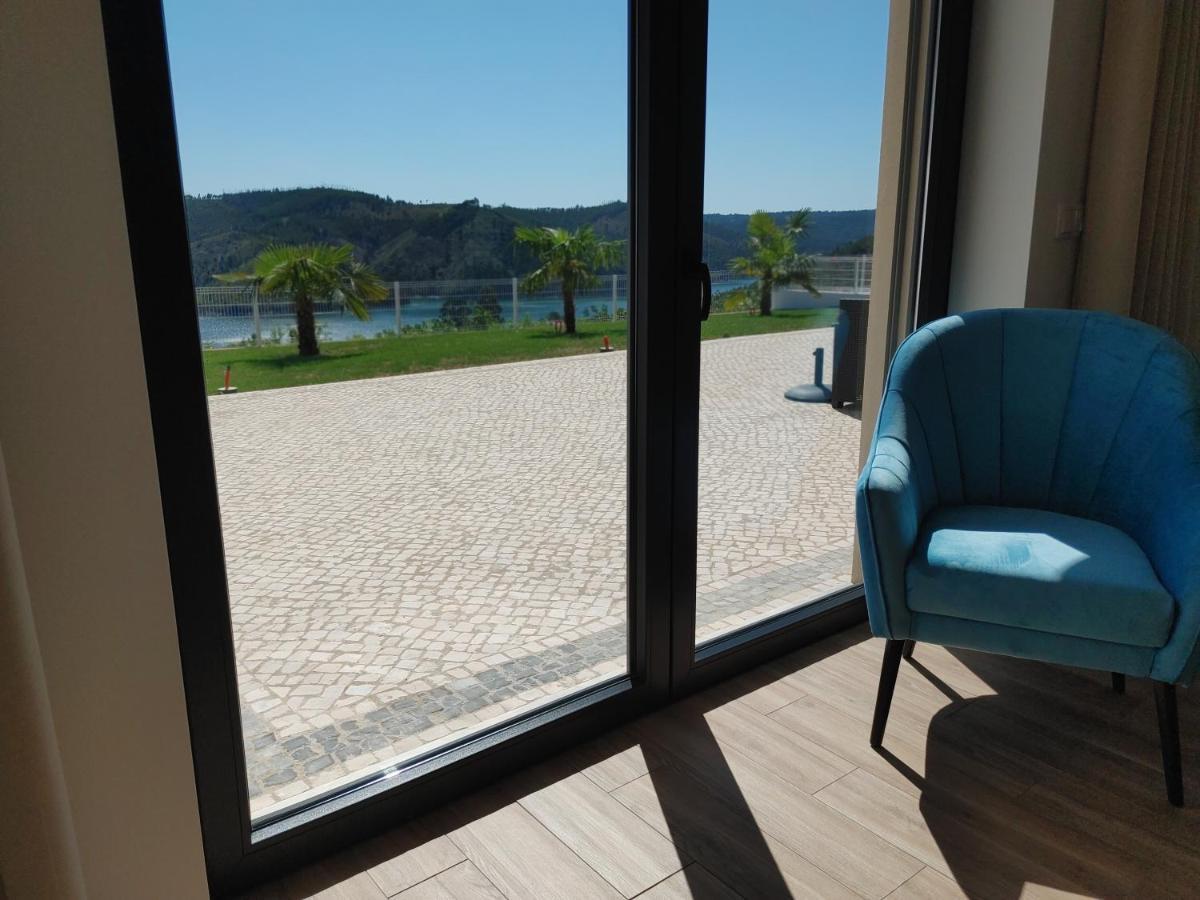 Lago Azul Villas Феррейра-ду-Зезери Экстерьер фото