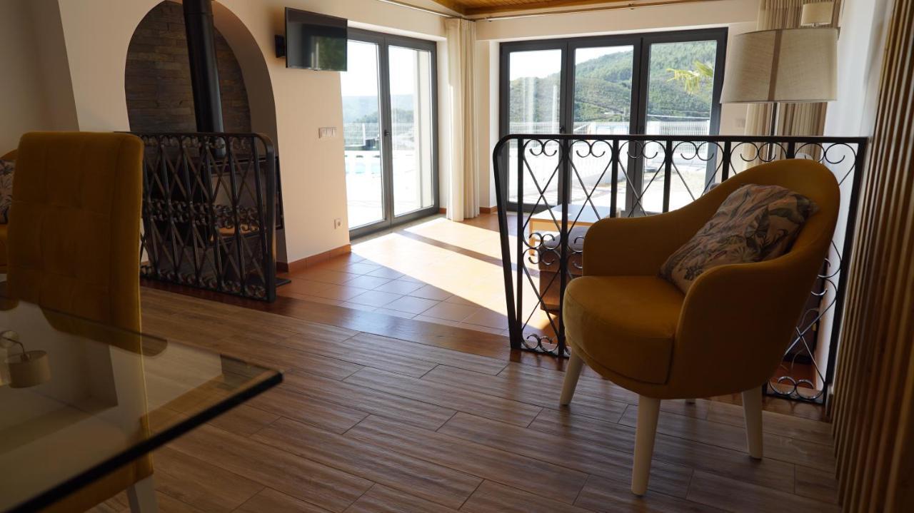 Lago Azul Villas Феррейра-ду-Зезери Экстерьер фото