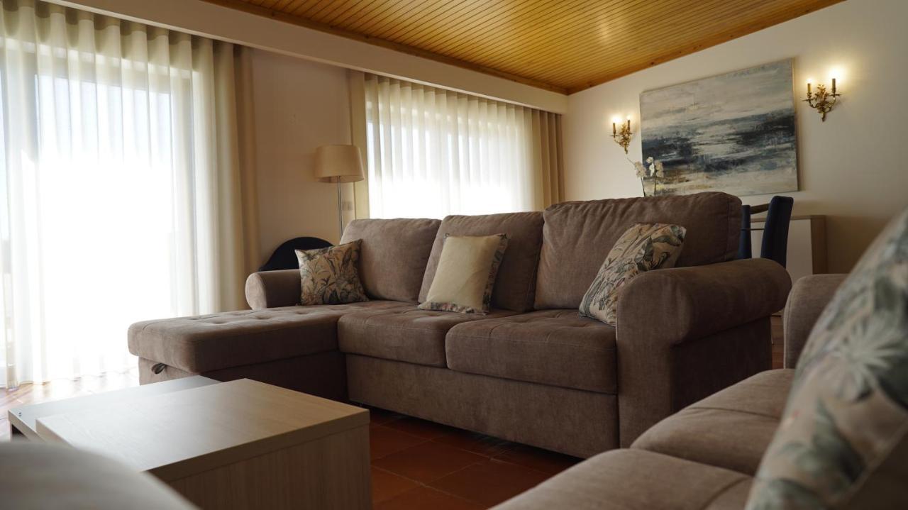 Lago Azul Villas Феррейра-ду-Зезери Экстерьер фото